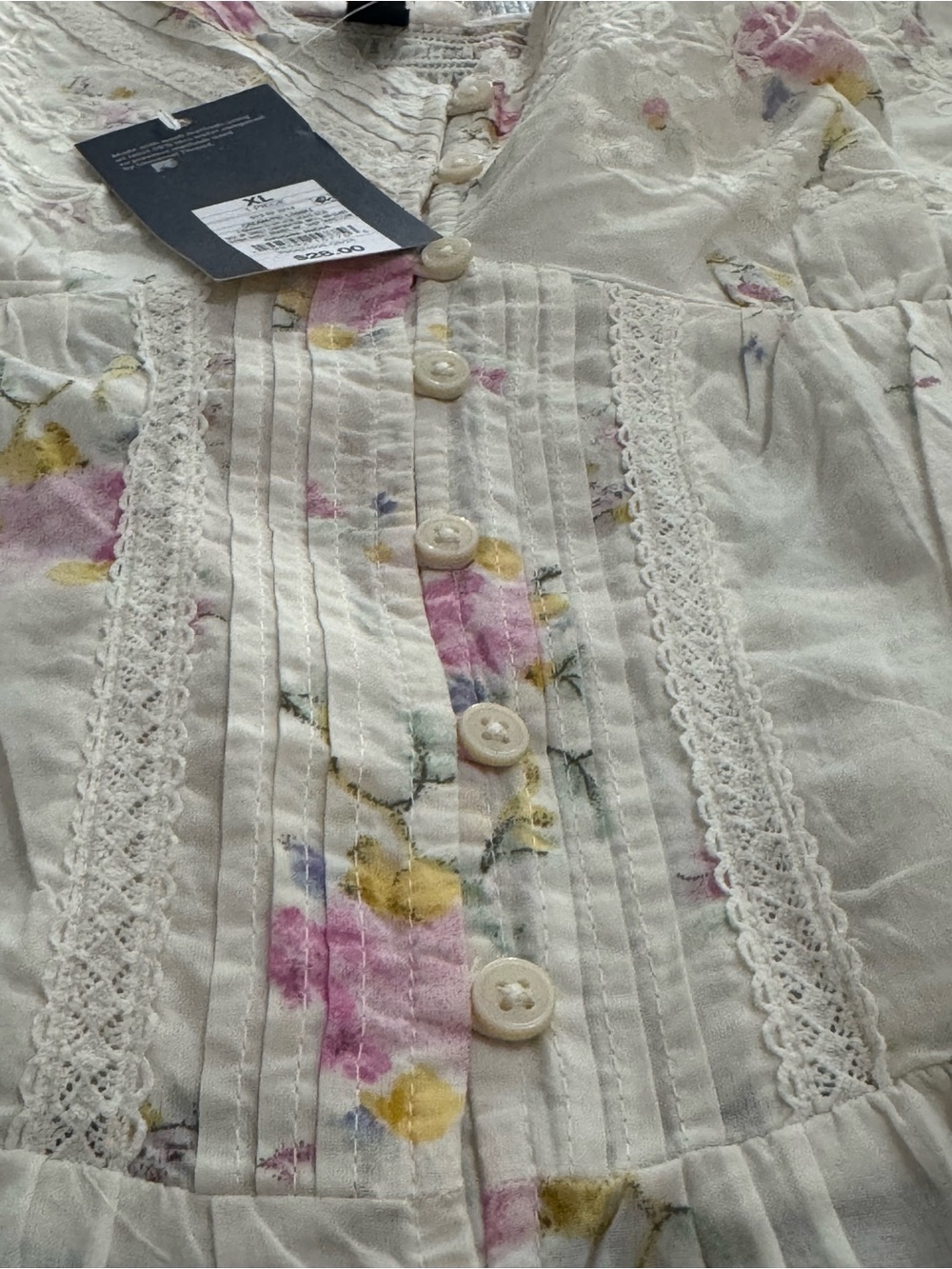 Universal Thread Cream Floral Button-Front Ruffle Blouse - Picture 6 of 8